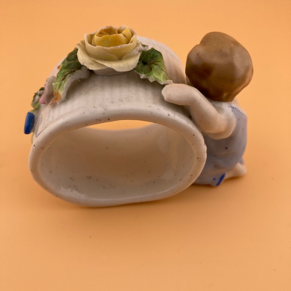 Napkin Rings Bone China Collectible 6 - Picture 14 of 16